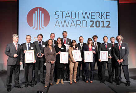 Die Gewinner des diesjährigen Stadtwerke-Awards wurden auf der EUROFORUM-Jahrestagung „Stadtwerke 2012“ geehrt.
