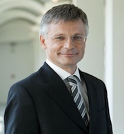 MVV-Vorstandssprecher Dr. Georg Müller ist angesichts des schwierigen wirtschaftlichen und politischen Umfelds zufrieden mit dem Geschäftsverlauf.