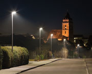 Als schwieriges Geschäftsfeld erweisen sich bislang Energieeffizienz-Projekte, wie die Umrüstung der Straßenbeleuchtung auf LED-Lampen.