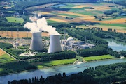 Kernkraftwerk: Stromerzeugung aus atomaren Quellen ist nach Auffassung der Agentur für Erneuerbare Energien ein Auslaufmodell.