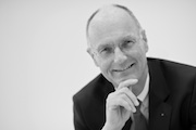Einstimmig bestätigt: Rudolf Kastner, Vorstandsvorsitzender der EGT AG aus Triberg, bleibt weitere zwei Jahre Präsident des VfEW.