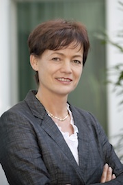 Hessens Umweltministerin Lucia Puttrich warnt vor Schnellschüssen bei der EEG-Reform.