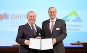 MRN GmbH und Duale Hochschule Baden-Württemberg besiegeln Zusammenarbeit bei der Ausbildung von E-Government-Fachleuten.