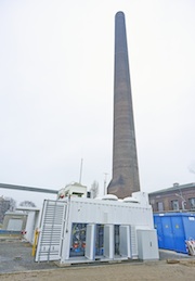 Seit Ende November speist die Strom-zu-Gas-Demonstrationsanlage der Thüga-Gruppe Wasserstoff in das Frankfurter Gasverteilnetz ein.