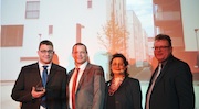 Preisverleihung in Lyon: Stadtwerke Heidelberg erhalten Sonderpreis für ein innovatives Beleuchtungkonzept.