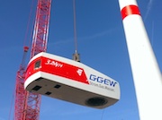 Für den Windpark Brünnstadt hat das Unternehmen GGEW die erste Gondel installiert. 