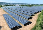 Der City-Solarpark Hölzengraben wird in der Kategorie „Solarprojekte in Europa" mit dem Intersolar Award 2014 ausgezeichnet. 