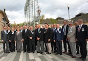 Die Vertragspartner bei der Gründung der neuen Netzgesellschaft EnergieRegion Taunus-Goldener Grund .