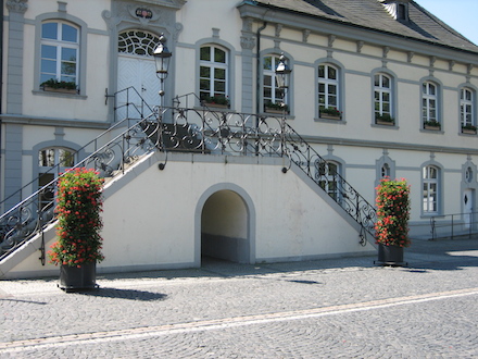 Rund um das Rathaus bietet die Stadt Lippstadt kostenloses WLAN an.