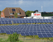 E.ON will sich zukünftig auf die Bereiche erneuerbare Energien, Energienetze und Kundenlösungen fokussieren.