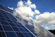 Die Bundesnetzagentur hat die zweite Ausschreibungsrunde für Photovoltaik-Freiflächenanlagen gestartet. 