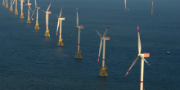 Die 48 Windturbinen im Offshore-Park Nordsee Ost haben wegen des starken Windes bis zu 6.500 Megawattstunden Strom am Tag produziert.