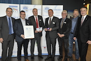 Auszeichnungsfeier des bayerischen Umweltnetzwerks für das innovative Nahwärmenetz der Gemeinde Dollnstein.