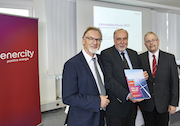 Der enercity-Vorstand präsentiert den neuen Geschäfts- und Nachhaltigkeitsbericht „Klar zur Wende!“.