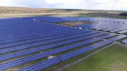 Die Stadtwerke-Kooperation Trianel Erneuerbare Energien (TEE) hat den Betrieb des Solarparks Schipkau gestartet.