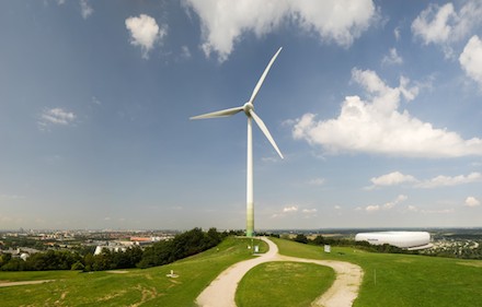 10H-Abstandsregelung ist rechtens: Windrad der Stadtwerke München in der bayerischen Landeshauptstadt.