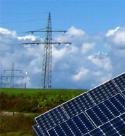 Die Smart Grids Forschungsgruppe der Hochschule Ulm betreibt mit der Netzgesellschaft der Stadtwerke Ulm/Neu-Ulm zwei Testgebiete mit insgesamt 85 Photovoltaikanlagen.