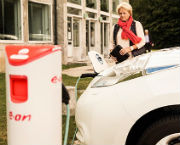 E.ON will eine führende Rolle beim Aufbau der Ladeinfrastruktur für Elektroautos in Europa übernehmen.