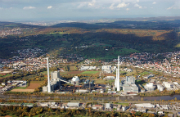 Block 1 des Kraftwerks Altbach/Deizisau (links) soll stillgelegt werden.
