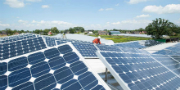 Bürger ohne eigene Dachflächen können ihr Geld künftig über die Plattform greenXmoney in Solar- oder Windinvestments anlegen.