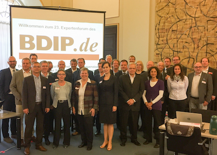Experten aus Bund, Ländern, Kommunen, Verbänden und Wirtschaft nahmen am 23. Expertenforum des Bundesverbands Deutscher Internetportale (BDIP) teil.