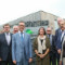 
Enthüllung des Firmenlogos der Landwerke Eifel am Firmensitz in Prüm.