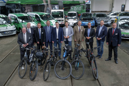 Gemeinsames Engagement für die Elektromobilität: Die kommunalen Partner in Bochum.