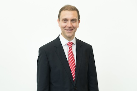 Finanzstaatssekretär und Chief Information Officer (CIO) der Landesregierung, Ulli Meyer, stellt den Entwurf eines E-Government-Gesetzes für das Saarland vor.