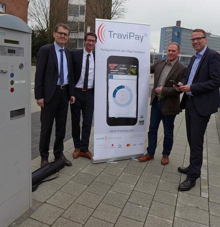 Die Stadt Salzgitter und das Unternehmen sunhill technologies realisieren zusammen das zweijährige Projekt Handyparken.