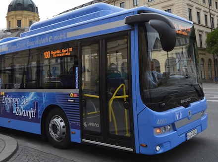 In der bayerischen Landeshauptstadt München soll der Busverkehr in Zukunft zu 100 Prozent elektrisch betrieben werden.