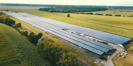 Der Solarpark Hassel ist die größte Anlage, die E.ON bisher in Deutschland errichtet hat.