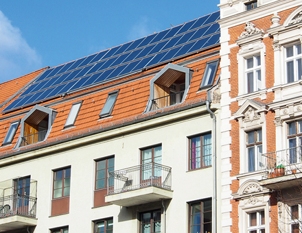 In Berlin entfällt knapp die Hälfte des Solarpotenzials auf Wohngebäude. 