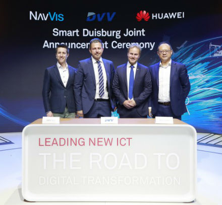 Auf der CEBIT 2018 unterzeichneten Huawei und die DU-IT GmbH eine Rahmenvereinbarung über eine Plattform für Smart-City-Services.