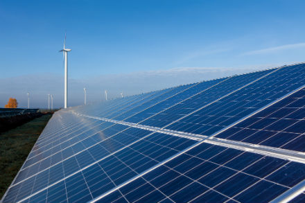 WEMAG vermarktet auch Energie aus Photovoltaik- und Windkraftanlagen, bei denen die EEG-Förderung ausgelaufen ist.