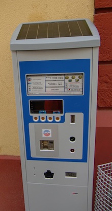 Parkscheinautomaten in der rheinland-pfälzischen Stadt Landau werden mit Sonnenstrom betrieben. 