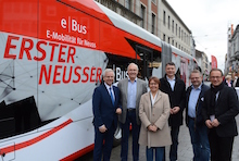 Die Stadtwerke Neuss haben ihren ersten reinen Elektrobus in Betrieb genommen.