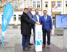 Glasfaser-Ausbau im Kreis Leipzig: Gemeinde Thallwitz ist offiziell am Netz der Deutschen Glasfaser.