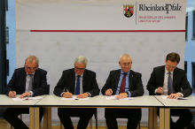 Rheinland-Pfalz: Land und kommunale Spitzenverbände vereinbaren Kooperation zur OZG-Umsetzung.
