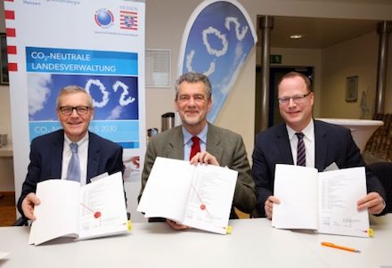 Das Land Hessen und die Städtischen Werke aus Kassel haben einen Vertrag für die Fernwärmeversorgung unterzeichnet.