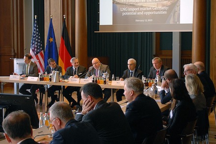 Deutsch-amerikanische Konferenz zur Entwicklung des LNG-Importmarktes.