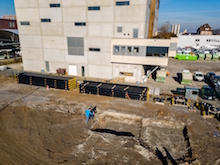 Stadtwerke Ludwigsburg-Kornwestheim: Neben dem Holzheizkraftwerk wird demnächst der Wärmespeicher für das Projekt SolarHeatGrid gebaut.