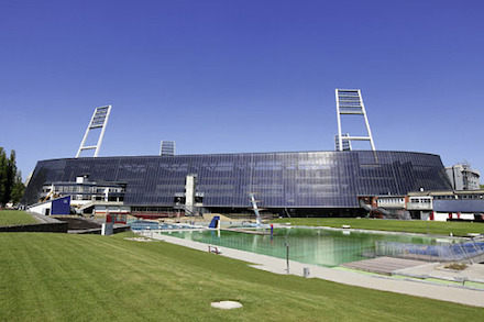 Solarenergie für Werder Bremen: Photovoltaikanlage am Weser-Stadion.