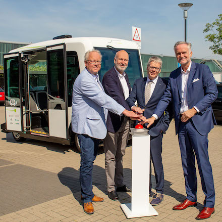 Start für den Testbetrieb des autonomen Minibusses auf dem Gelände der Stadtwerke Osnabrück.