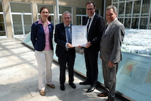 IT-Amt der Stadt Köln erhält BSI-Zertifikat auf Basis von IT-Grundschutz.