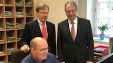 NRW: Justizminister Peter Biesenbach gibt den Pilotbetrieb zur Online-Terminbuchung beim Amtsgericht Köln frei.