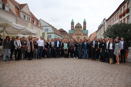 Über 120 Klimaschutzbeauftragte und Klimaschutz-Manager aus Baden-Württemberg, Rheinland-Pfalz und dem Saarland trafen sich in Speyer.