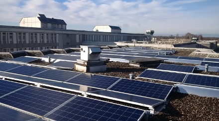 Die Solaranlage auf dem Gefängnis in Plötzensee.