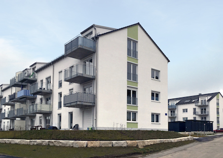 Insgesamt 194 Wohnungen der Wohnungsgesellschaft Oberbayerische Heimstätte in Kösching heizen mit der Quartierslösung der N-ERGIE bald besonders effizient.