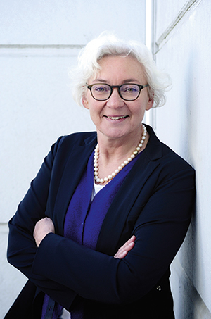 Prof. Elke Pahl-Weber