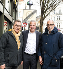 27 LED-Displays errichtet RheinEnergie auf der Neusser Straße in Köln.